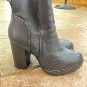 Black Women's Ankle Boots